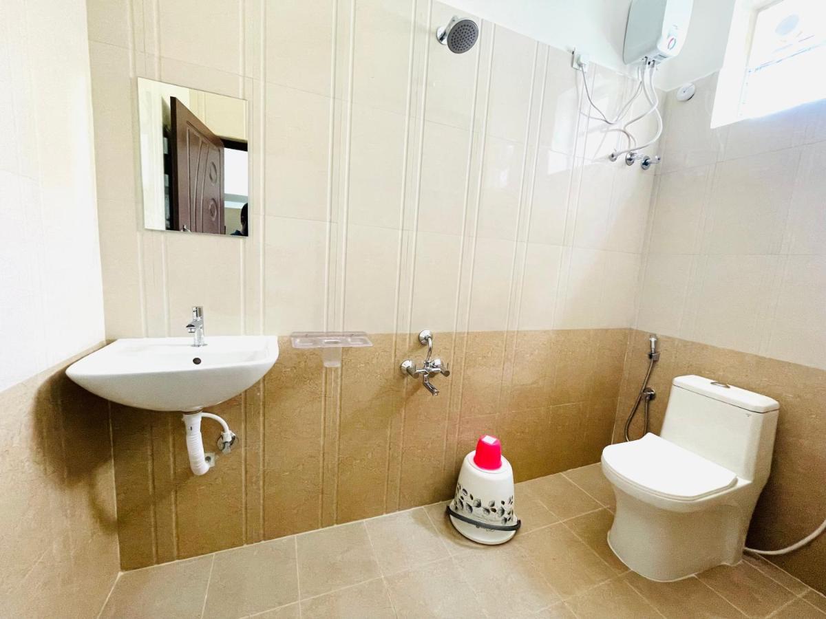 Lsr Service Apartments Tirupati Exterior photo