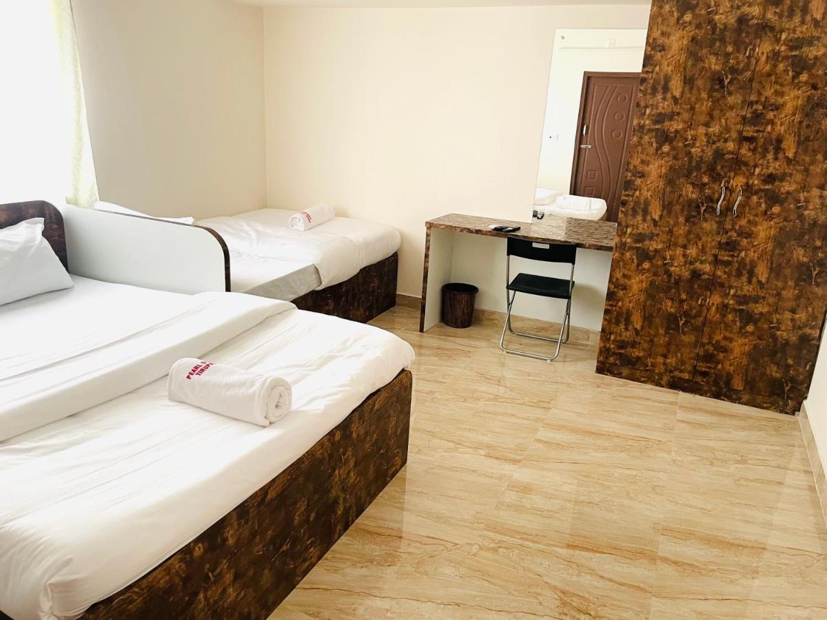 Lsr Service Apartments Tirupati Exterior photo
