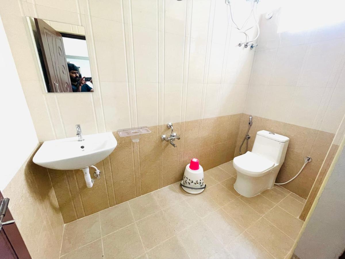 Lsr Service Apartments Tirupati Exterior photo